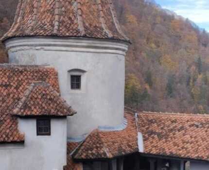 2026/10/images/tour_2218/rumunija-brasov-bran-large.jpg